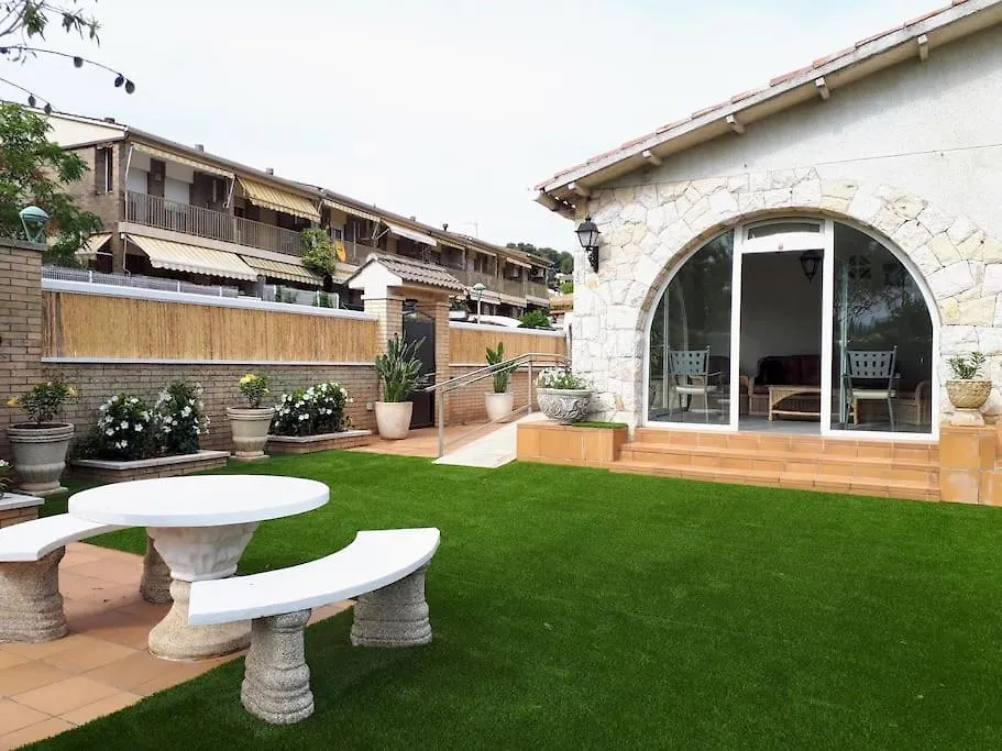 Family House - La Mora Beach - Tarragona 0*,