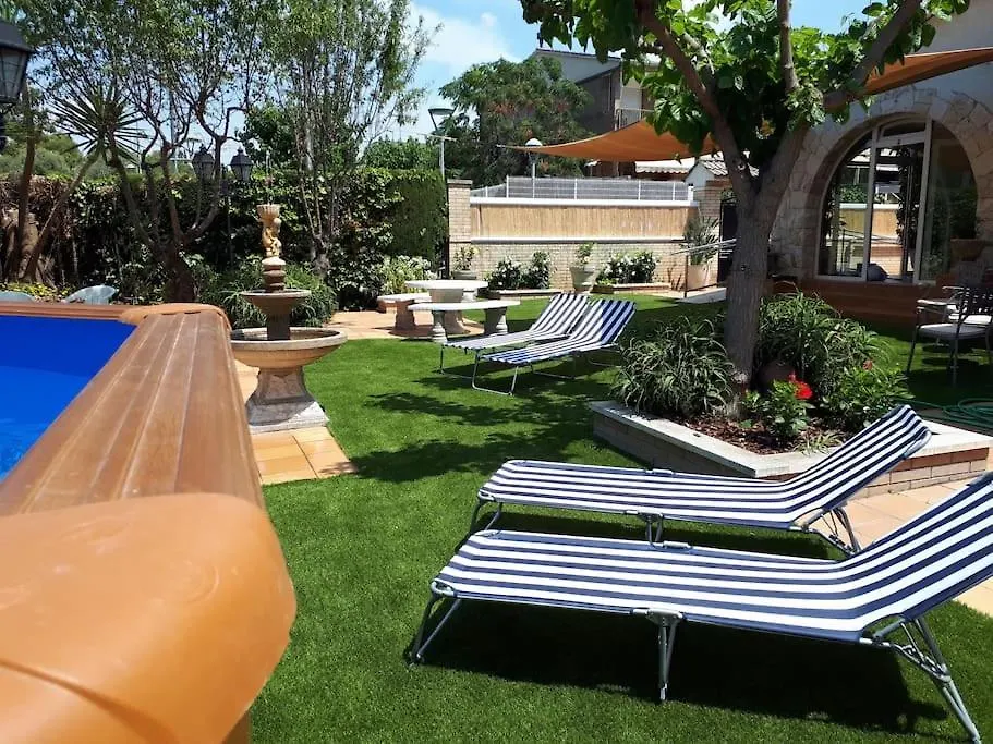 Family House - La Mora Beach - Tarragona 0*,  Spain