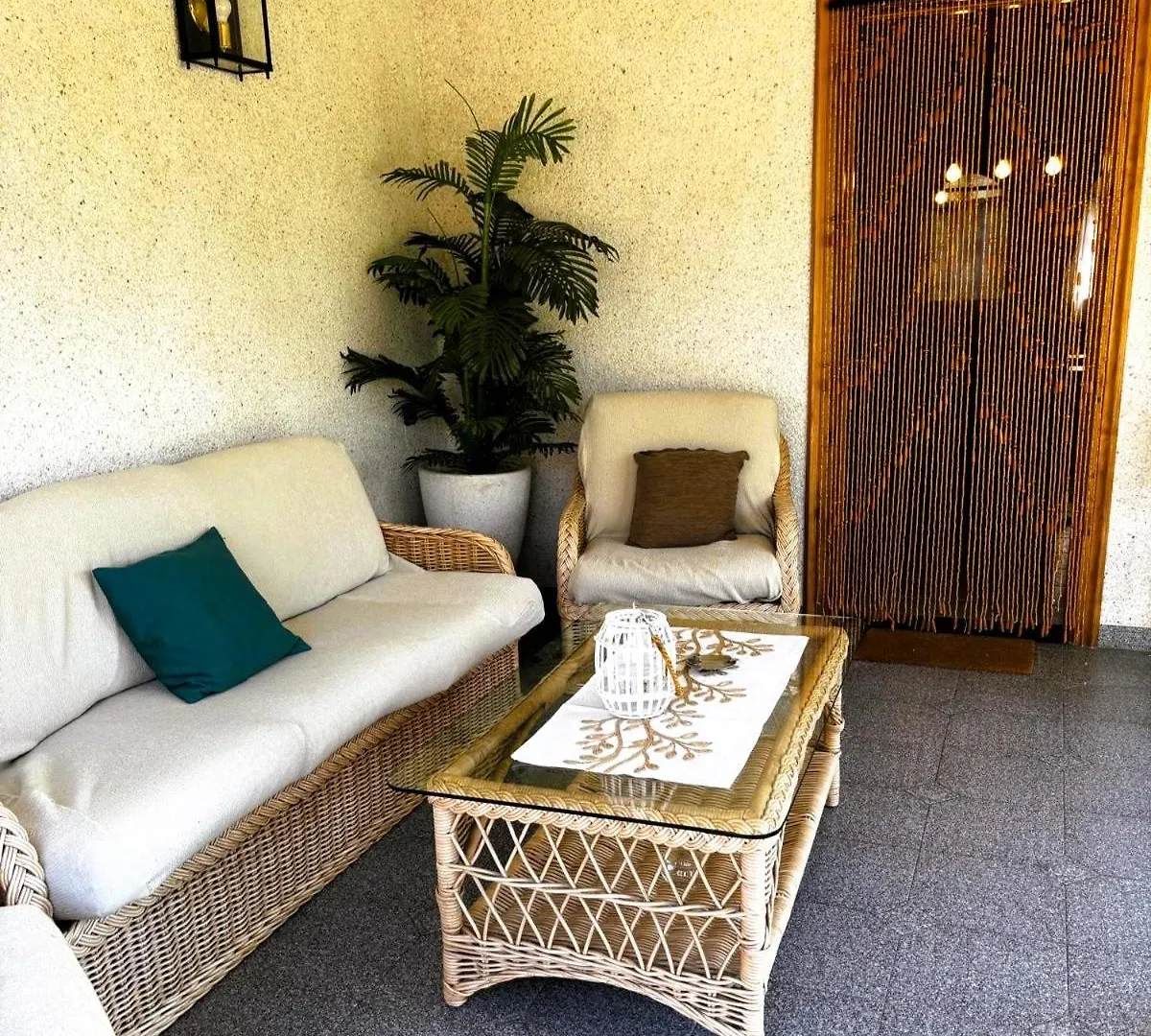 Family House - La Mora Beach - Tarragona Spain
